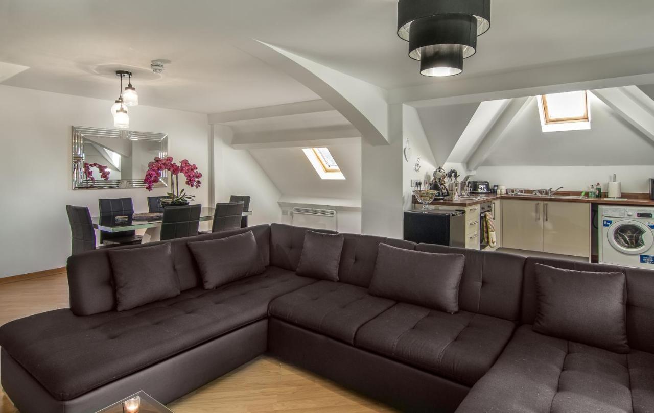 Stunning Church Conversion Close To The Tower Blackpool Buitenkant foto